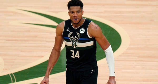 湖人当前的 湖人当前的