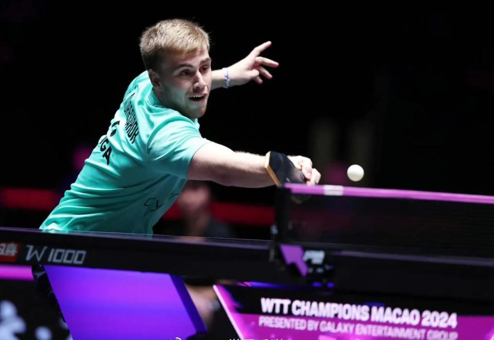 通过不断的 通过不断的