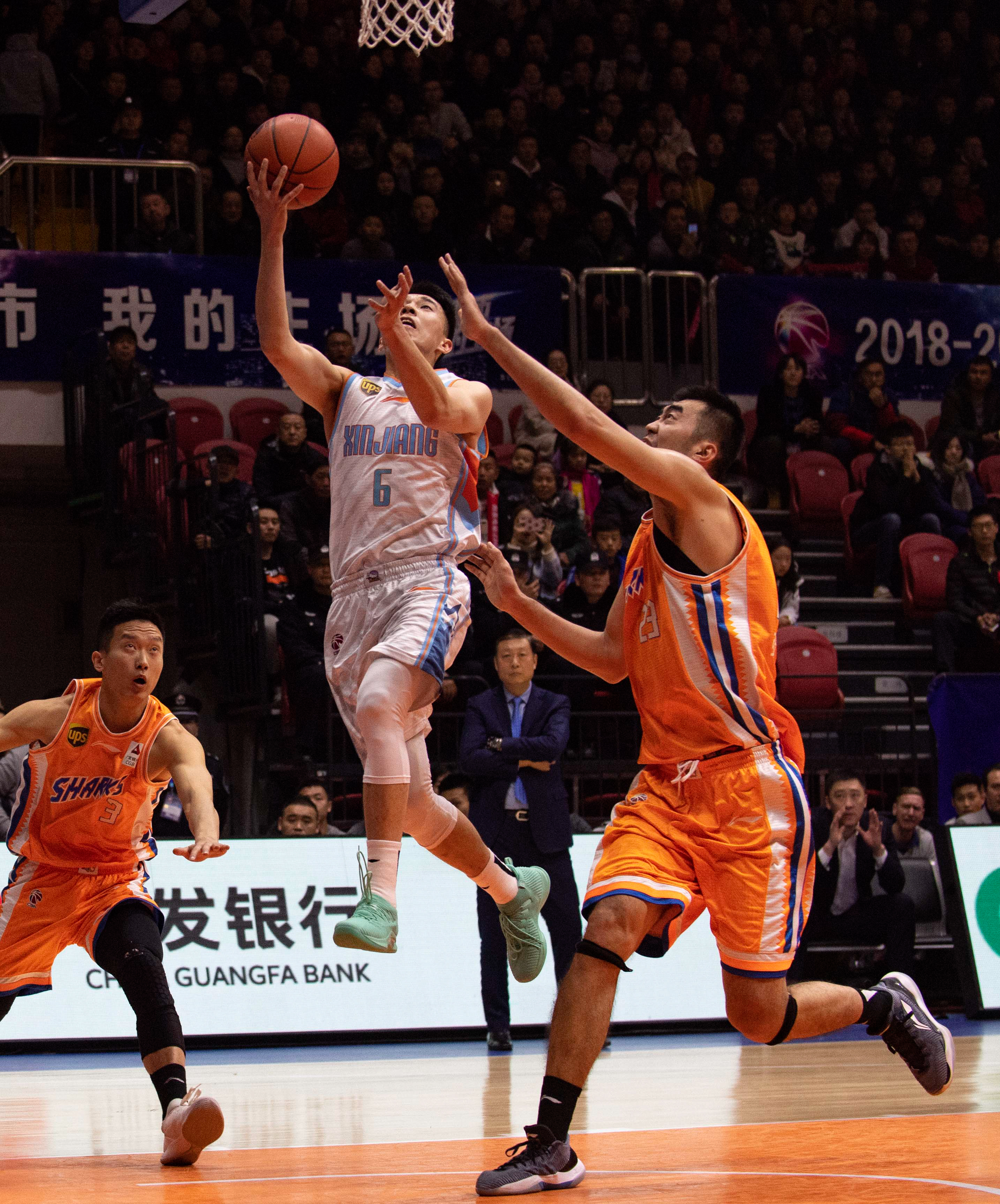 首回合就建 首回合就建