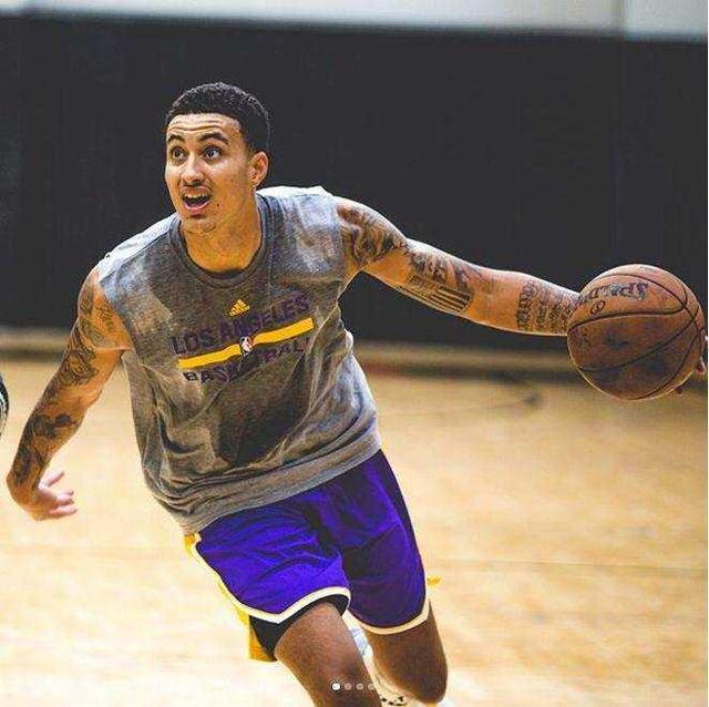 依靠中路密 依靠中路密